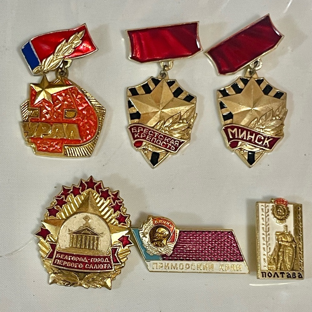 VTG RARE Lot Of 6 Pin Badges Awards Soviet Era USSR Propaganda Soviet Cities